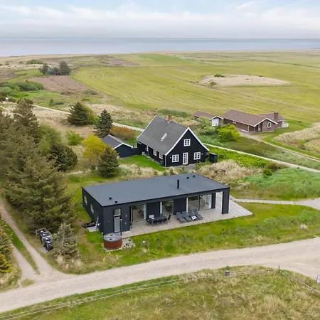 Holiday home 3001 *